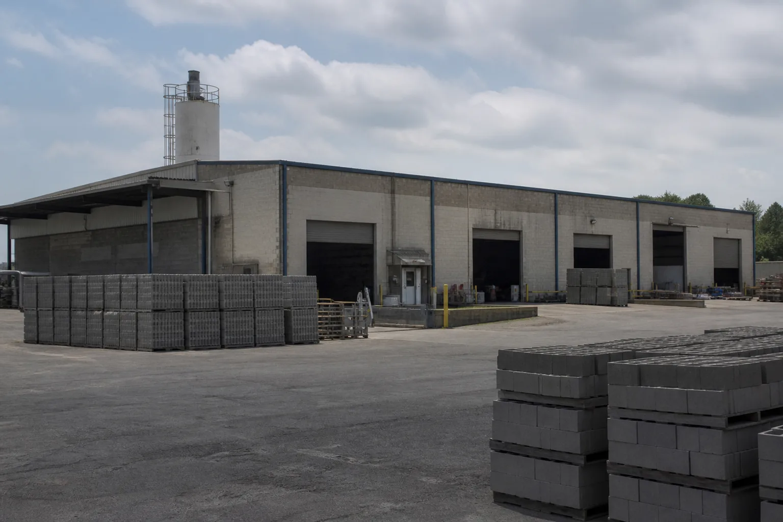 3R Blocks LLC plant exterior in Bensalem